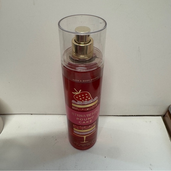 Bath Body Strawberry Pound Cake Mist 8OZ - Picture 1 of 3